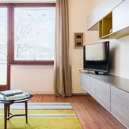 My In Lake View Apartment Como